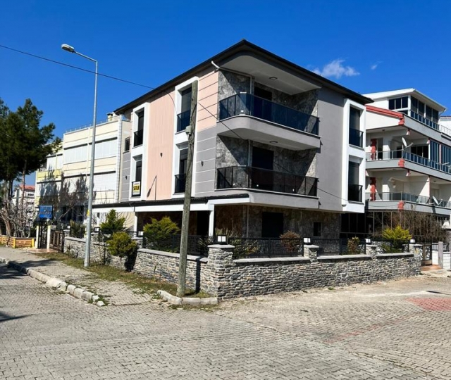 DIDIM-ALTINKUM: GRANDIOSE</br> AND MODERN DECORATED</br> 4+1 DETACHED DUPLEX VILLA